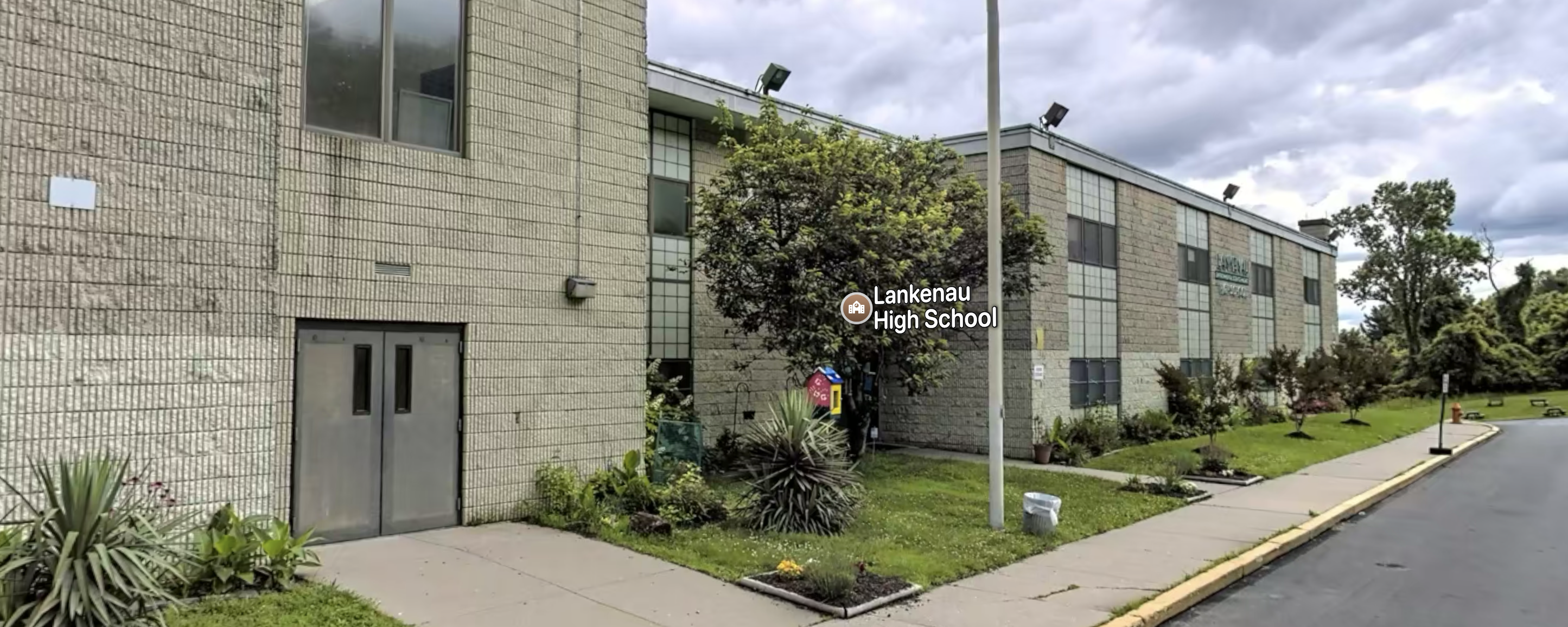 Lankenau – the bee friendly environmental high school
